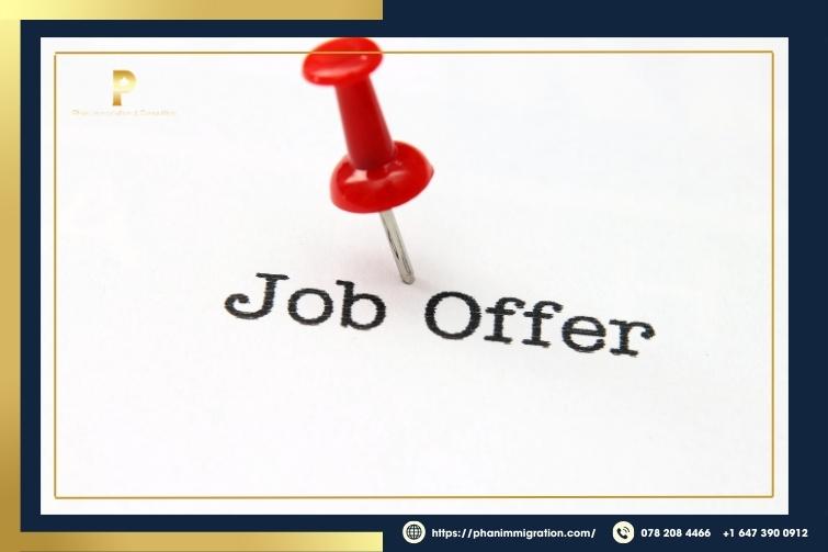 Canada Job Offer là thư mời làm việc hợp lệ gửi từ nhà tuyển dụng Canada