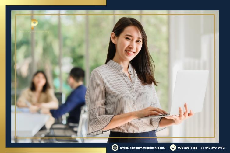 Ứng viên cần có Canada Job Offer phù hợp với yêu cầu chương trình PNP