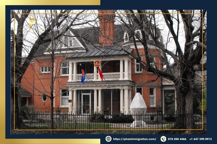 Đại sứ quán Việt Nam ở Canada được đặt tại thủ đô Ottawa thuộc bang Ontario